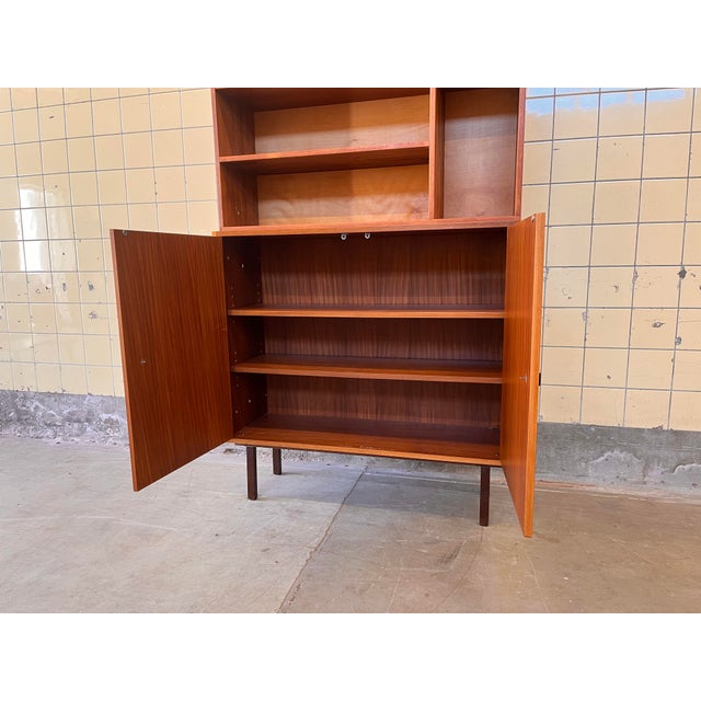 Belgian Bookcase from Combineurop, 1960s For Sale - Image 4 of 9