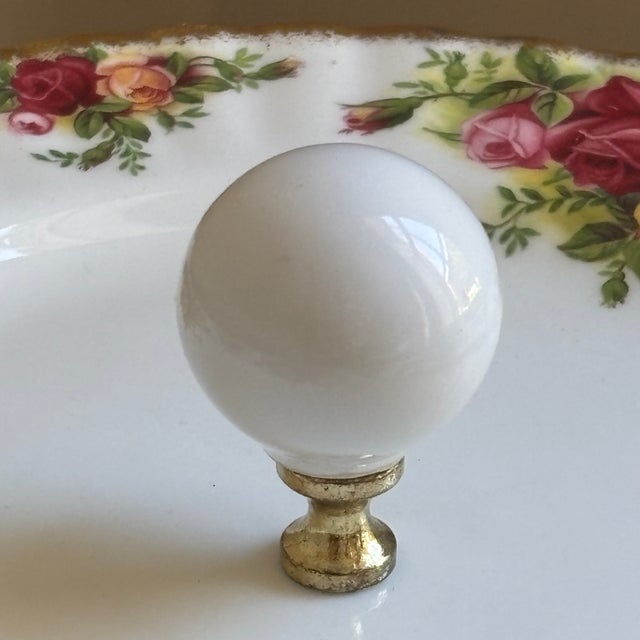 Victorian Vintage English Bone China Handled Serving Plate For Sale - Image 3 of 13
