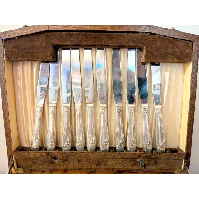 Mid-Century Modern 1950s Mid-Century Modern Oneida Community Silverplate Flatware Set - "Enchantment" Pattern - 48 Pieces With Storage Chest For Sale - Image 3 of 7