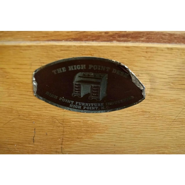 1960’s Mid-Century Modern Executive Desk by High Point For Sale - Image 12 of 12