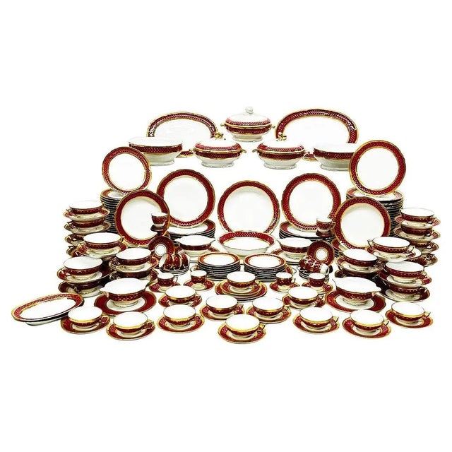 Limoges Dinner Service in Polished Gilding with Agate from Raynaud & Co., Set of 199 For Sale - Image 12 of 12