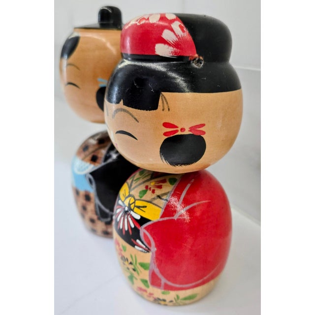 Mid 20th Century Vintage Japanese Wedding Kokeshi Dolls – Hanayome Bride & Mubuko Groom Folk Art Pair, Hand-Painted Wood For Sale - Image 5 of 10