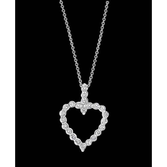 1 Carat Diamond Heart Pendant/ Necklace 14 Karat White Gold with Chain For Sale - Image 17 of 18