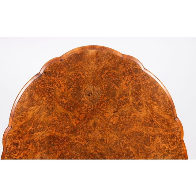 Antique Oval Tilt Top Loo Dining Table in Burr Walnut, 1800s For Sale - Image 11 of 18