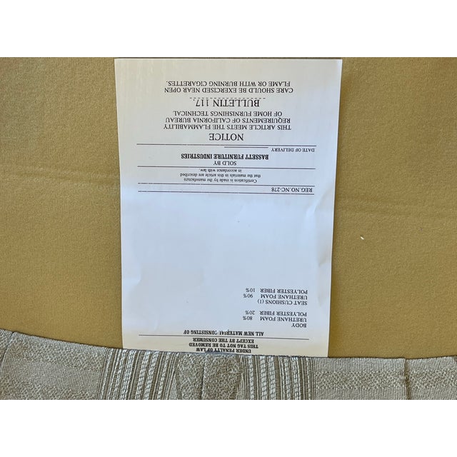 Targa Swivel Chairs by Bassett Furniture, a Pair, Postmodern, in the Style of Vladimir Kagan, Late 20th Century For Sale - Image 12 of 12