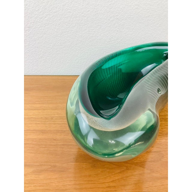 1930s Vintage 1930s Alfredo Barbini Italian Mid Century Modern Freeform Murano Art Glass Vessel Bowl For Sale - Image 5 of 14
