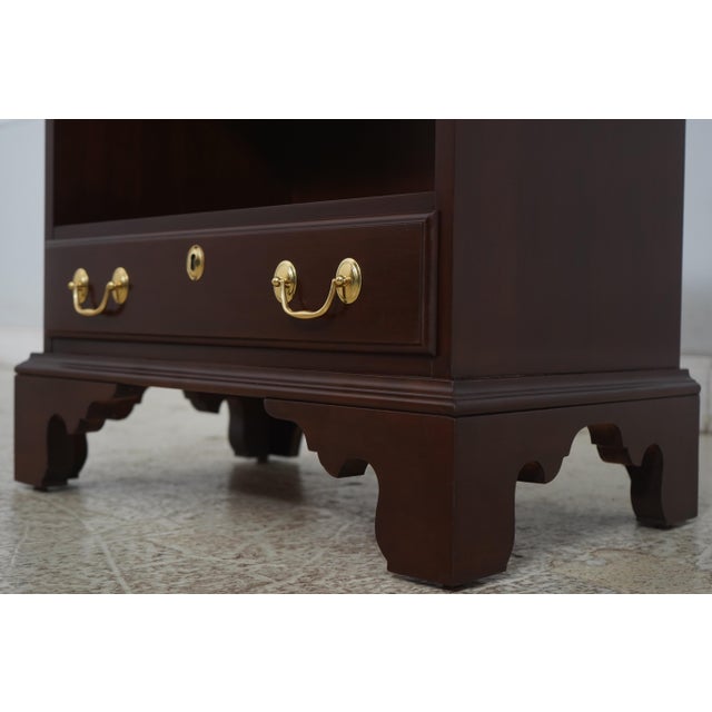 1980s Harden 1 Drawer Cherry Georgian Style Nightstand For Sale - Image 10 of 18