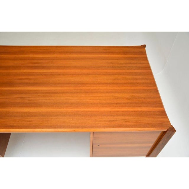Vintage Executive Desk in Walnut by Wilhelm Renz, 1960 For Sale - Image 9 of 14