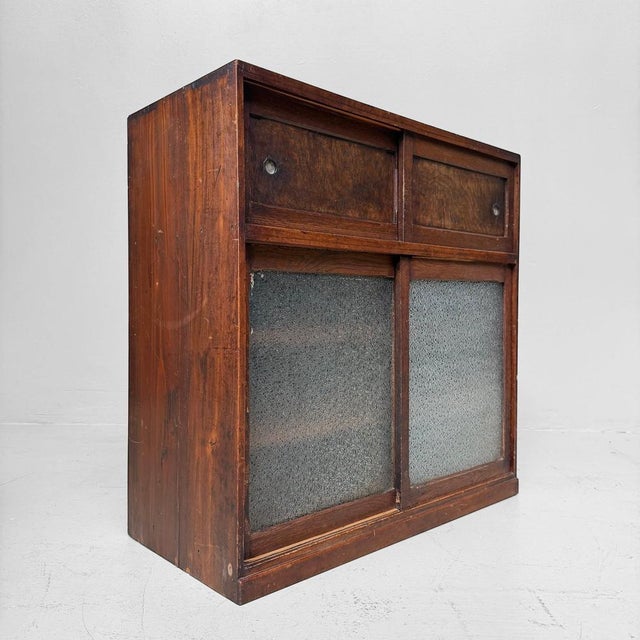 1930s Vintage Japanese Tana Display Cabinet, 1930s For Sale - Image 5 of 11