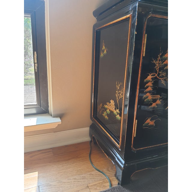 Asian Mid 20th Century Asian Black Lacquered Wood Cabinet For Sale - Image 3 of 7