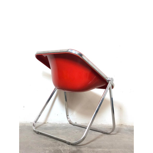 Red Plona Armchairs by Giancarlo Piretti for Anonima Castelli, Italy, 1970s For Sale - Image 9 of 15