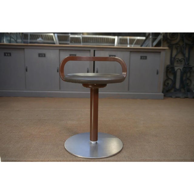 Rotating Stool in Metal and Leather La Palma, 1970s, in Very Good conditions. Designed 1970 to 1979 This piece has an...