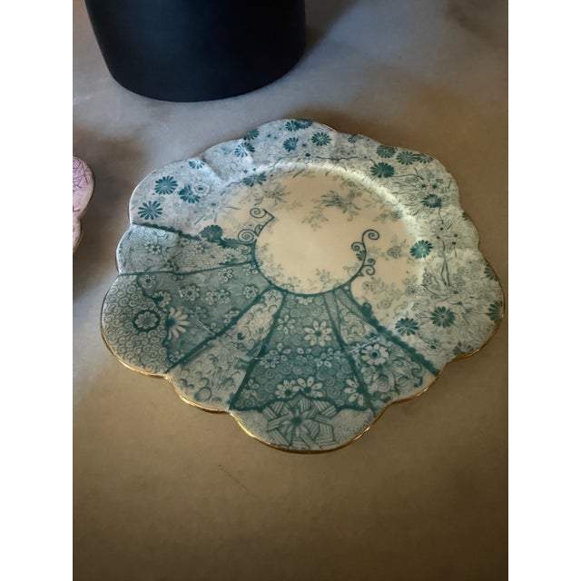 Antique J. F. Wileman Daisy Shape Jungle Print Plates (Lot of 5) ca.1890 For Sale - Image 4 of 18