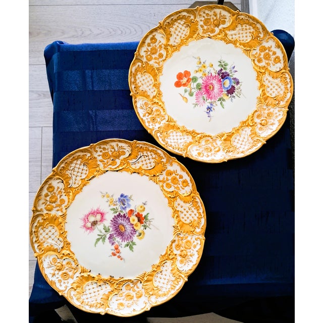 Decorative Bowls in Polychrome Floral Decoration and Gilded Rim from Meissen Porcelain, 1960s, Set of 2 For Sale - Image 11 of 18