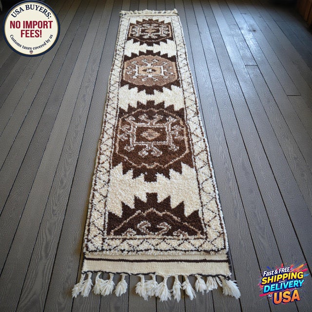 Cream Hand-Knotted Kurdish Runner Rug . Tribal Herki . Undyed Wool Hallway Decor - 2′10″ × 11′11″ For Sale - Image 8 of 14