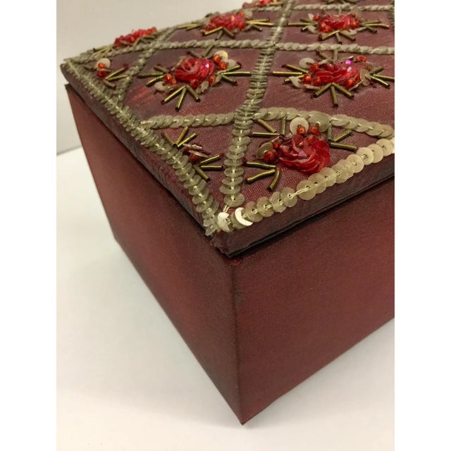 1930s 1930s Vintage Silk Beaded Jewelry Box For Sale - Image 5 of 13