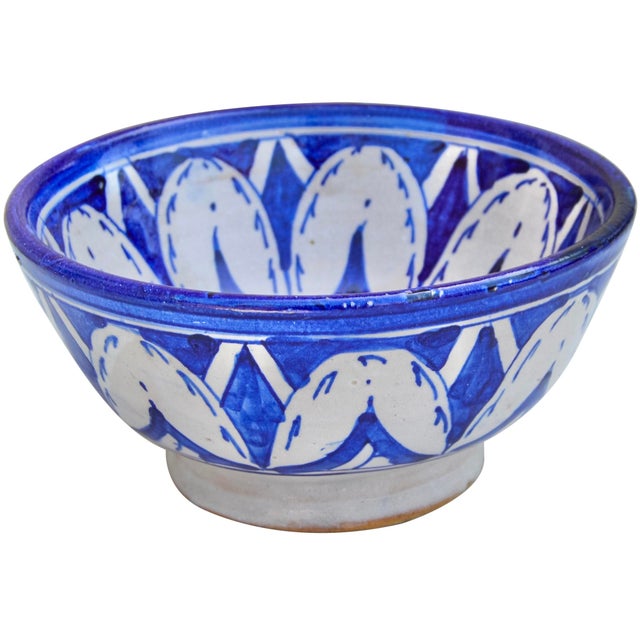 Mid 20th Century Mid 20th Century Blue Moorish-Patterned Ceramic Decorative Bowl For Sale - Image 5 of 7