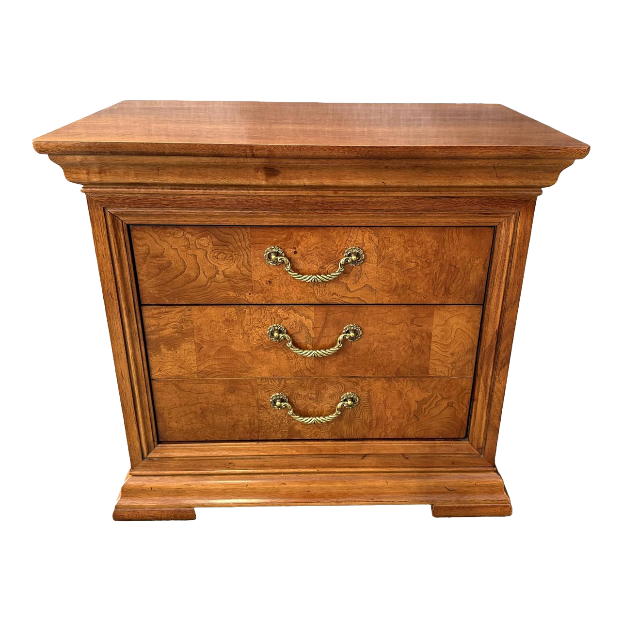 送料込み　vintage thomasville ナイトテーブル Vintage Thomasville Nightstands | Chairish