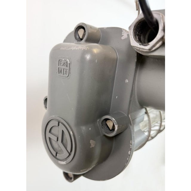 Industrial Grey Hanging Tube Light from Elektrosvit, 1970s For Sale - Image 4 of 18
