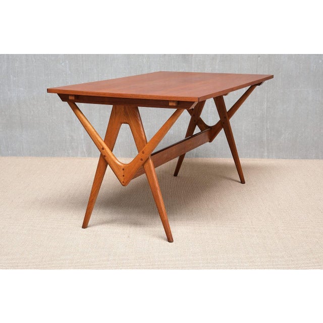 Extendable Dining Table in Oak and Teak from Knud Mortensen, Denmark, 1955 For Sale - Image 4 of 18