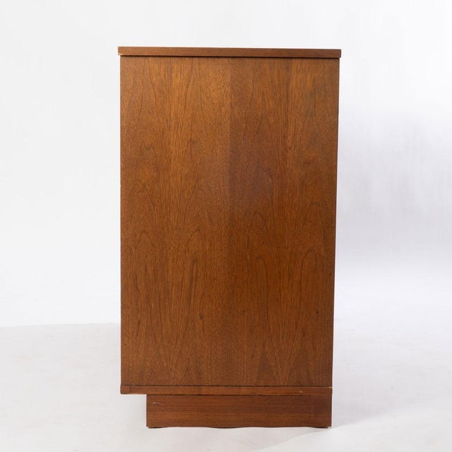 Mid-Century Modern Mid-Century Bar For Sale - Image 3 of 18