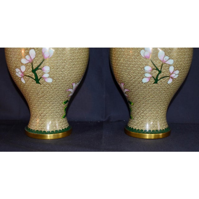 Cream Vintage Chinese Cloisonne Enamel Vases Pair Mirrored Floral Chrysanthemum Mums For Sale - Image 8 of 15