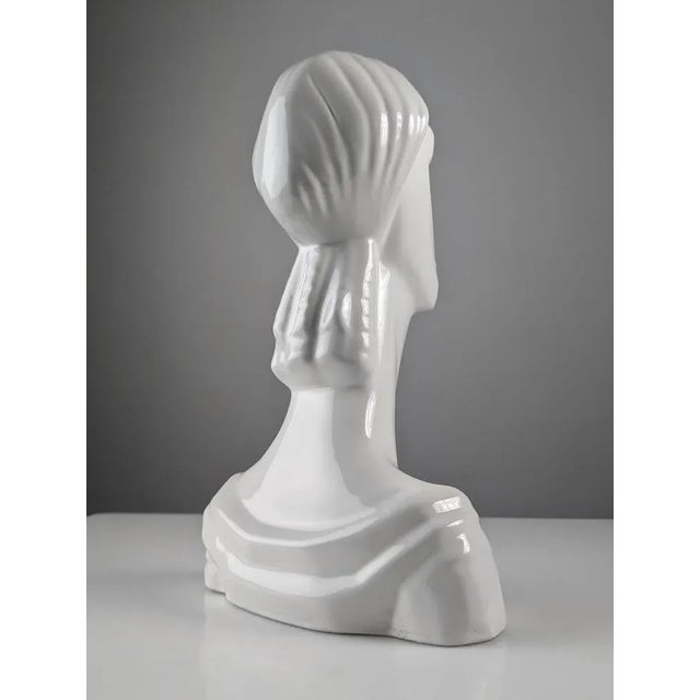 White Art Deco Style Sculpture Bust in Ceramic, 1980s For Sale - Image 8 of 11
