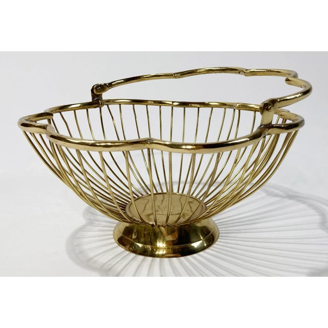 Late 20th Century Scalloped Edge Brass Handled Serving Basket For Sale In Kansas City - Image 6 of 6