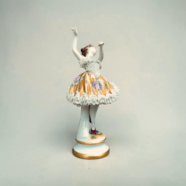 Antique Porcelain Lace Ballerina Figurine with Gilt Floral Tutu from Rudolstadt-Volkstedt, 1920s For Sale - Image 9 of 13