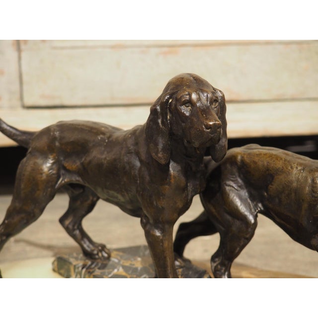 A French 1930s Hunting Dog Group on Marble Base For Sale - Image 4 of 18