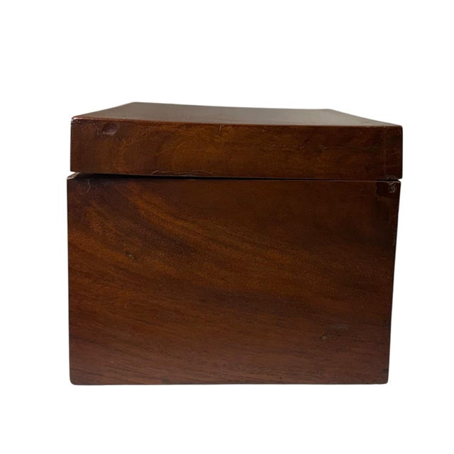 19th Century American Box For Sale - Image 4 of 8