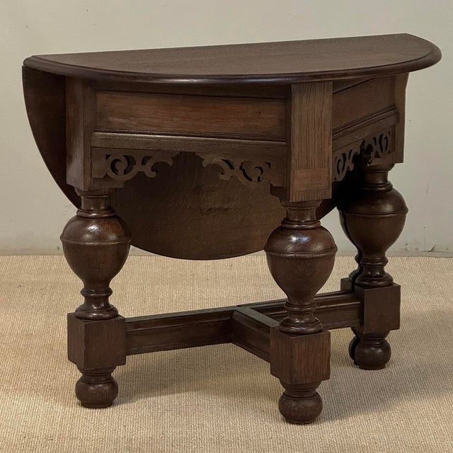 Coffee 19th Century English Oak Gateleg Drop Leaf Occasional Table For Sale - Image 8 of 18