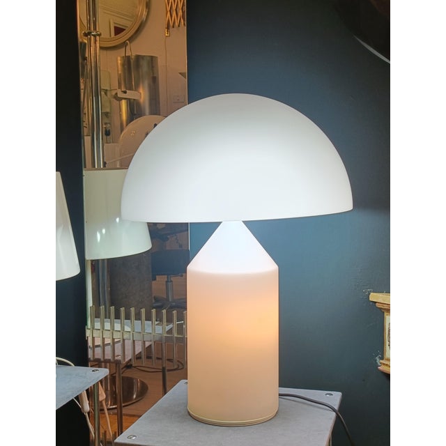 White Atollo 235 Table Lamp by Vico Magistretti for O Luce, 1960s For Sale - Image 8 of 9