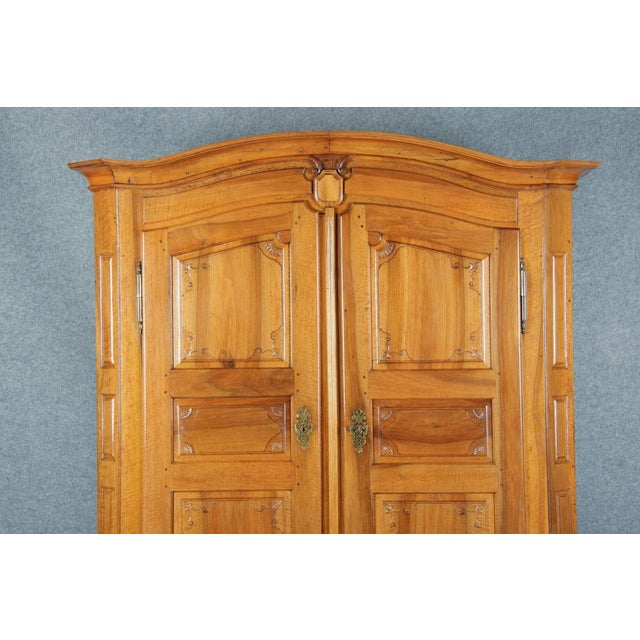 Wood Antique Baroque Lake Constance Cabinet in Walnut, 1700s For Sale - Image 7 of 18