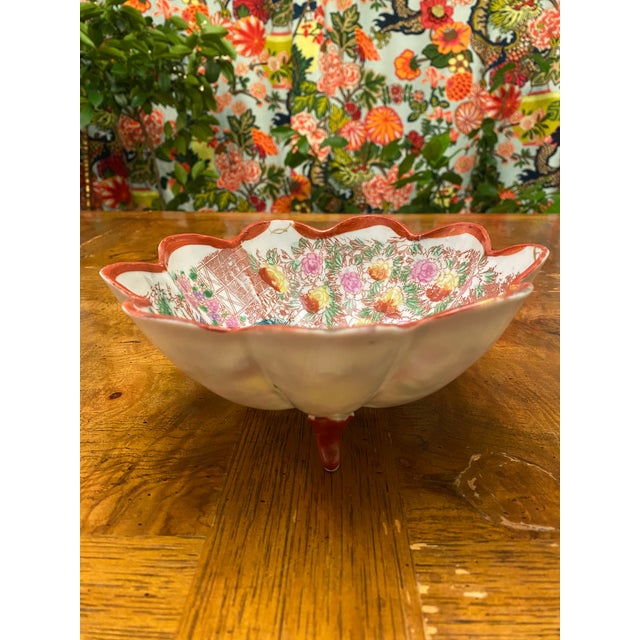Paint Vintage 1940s Hand Painted Scalloped Bowl Made in Occupied Japan For Sale - Image 7 of 9