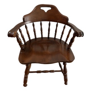Mid 20th Century \S. Bent Bros. Solid Maple Colonial Pub Style Dining Captain Arm Chair For Sale