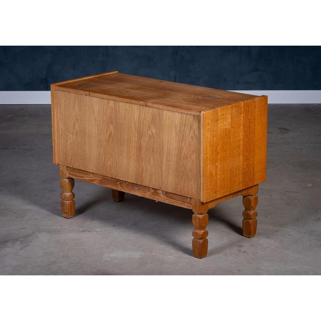 Wood Brutalist Oak Chest of Drawers by Henning Kjærnulf, 1970s For Sale - Image 7 of 8