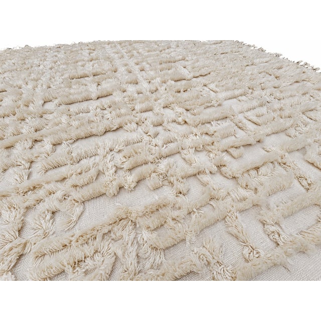 Rh Cabila Wool Rug – 9' × 12' Ivory | 87% Wool & 13% Cotton | Hand-Knotted High-Low Construction (2nd Piece) For Sale - Image 9 of 18