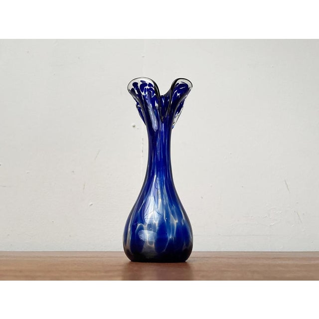 Vintage Flower Murano Glass Vase For Sale - Image 18 of 18