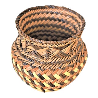 Vintage Cherokee Style Basket For Sale