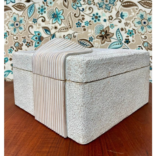 Light Pink Sculptural Post Modern Jewelry Box in the Betty Cobonpue Style. Circa 1980s For Sale - Image 8 of 12