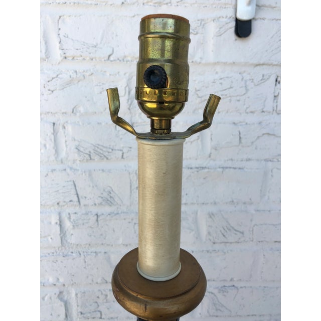 Late 20th Century Spiral Carved Table Lamp For Sale In Atlanta - Image 6 of 10