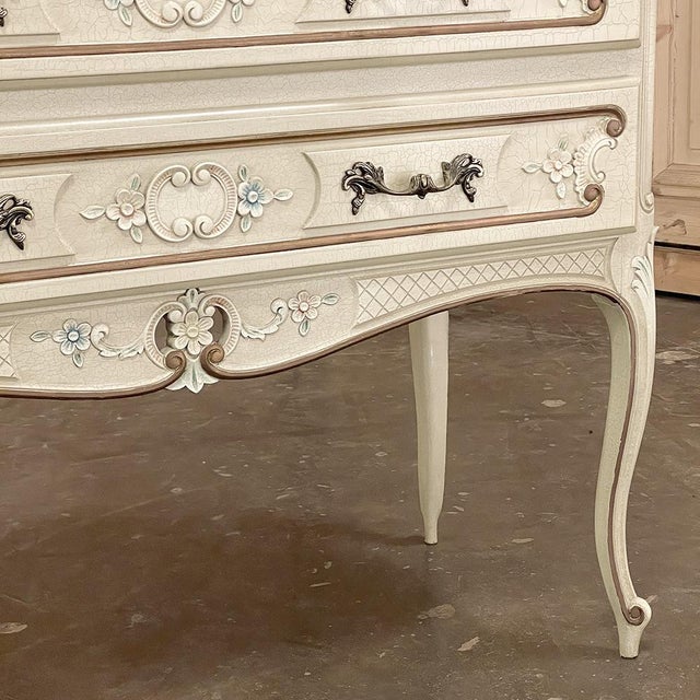 Vintage French Provincial Painted Commode For Sale - Image 13 of 18