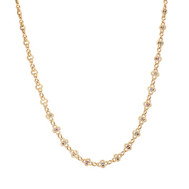 Finely detailed French antique quatrefoil gemstone necklace crafted in 18 karat yellow gold (circa 1900s to 1910s). Small...