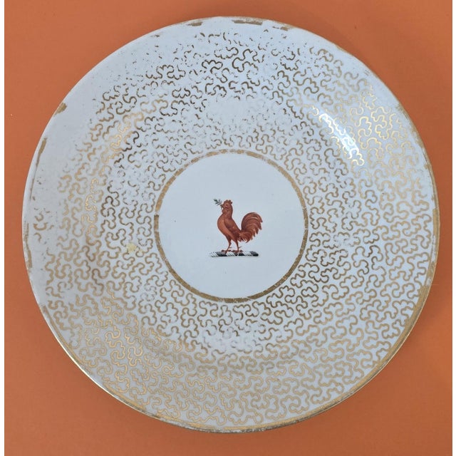 Early 19th Century Early 19th Century Set of Seven Chamberlain Worcester Gilt Porcelain Plates With Rooster Motif For Sale - Image 5 of 16