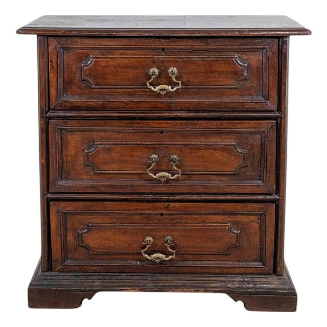 Italian 17th Century Emilian-Bolognese Chest of Drawers with Ashlar Front For Sale