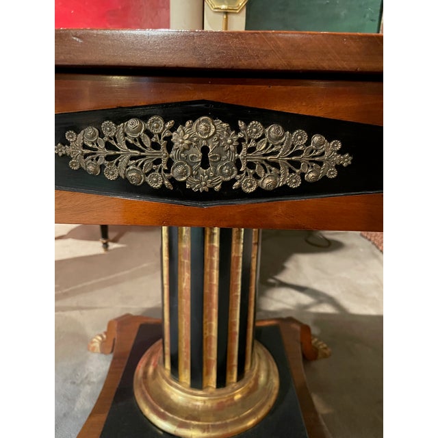 Auburn Late 19th Century Crotch Mahogany Drop Leaf Table For Sale - Image 8 of 11