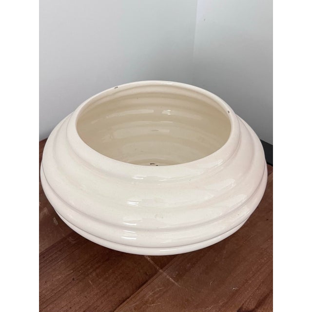 Ceramic Late 20th Century Haeger Beehive Ivory Ceramic Cachepot For Sale - Image 7 of 10