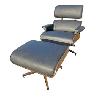 Vintage Mid Century Modern Leather Lounge Chair and Ottoman Attributed to Selig For Sale