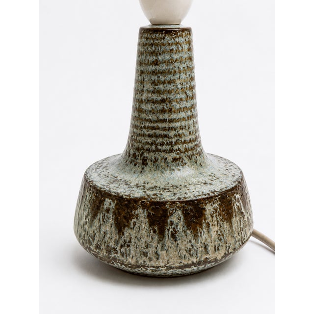 Einar Johansen Mid-Century Modern Danish Ceramic Model 3071 Table Lamp by Einar Johansen for Søholm, 1960s For Sale - Image 4 of 11